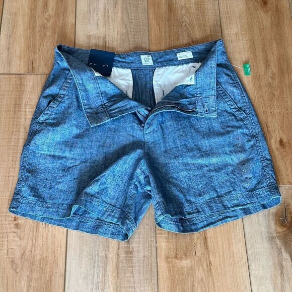 NWT GAP Women's Cotton Chambray "Girlfriend Khaki" Short 5" Inseam Size 10 - Picture 5 of 9
